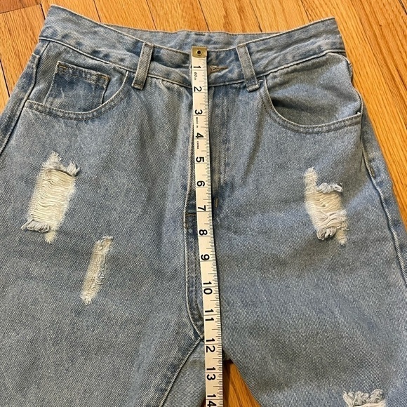 Shein High Waisted Mom Jean Distressed Size XS - Picture 8 of 15